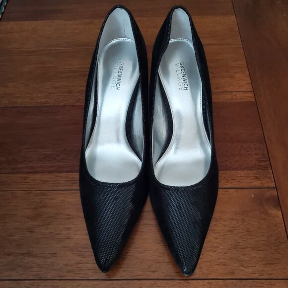 Greenwich Village Black Heels - Picture 2 of 6